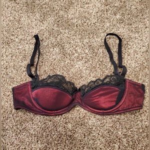 Frederick’s of Hollywood Bra